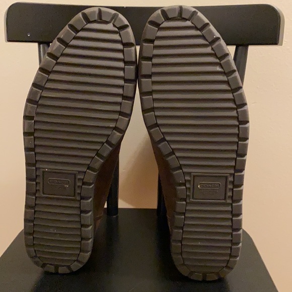 ⭐️COACH⭐️ Suede Boots Sz 6 - Picture 8 of 9